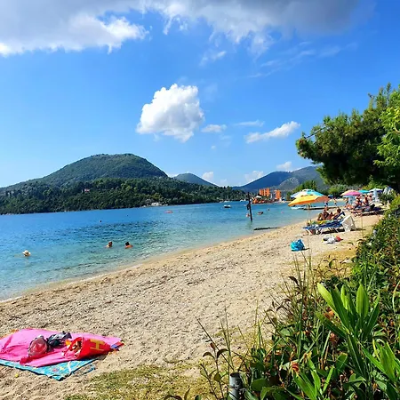 Сasa de vacaciones Daglas House