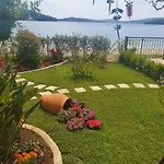 Daglas House