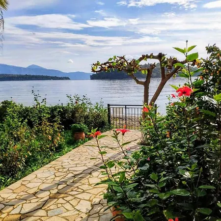 Daglas House * Νυδρί