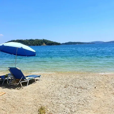 Daglas House Νυδρί