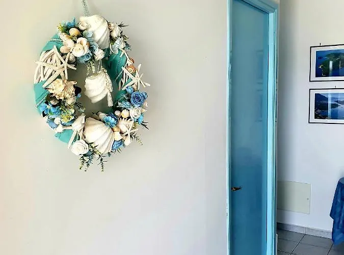 Daglas House Semesterbostad Nidhrion