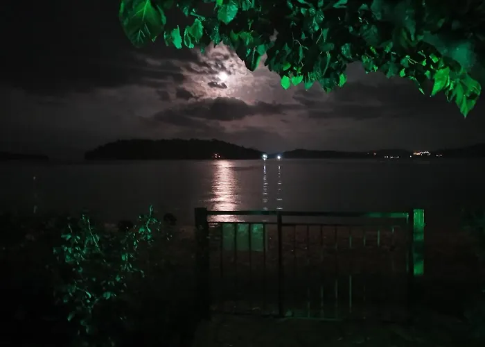 Daglas House * Nidhrion