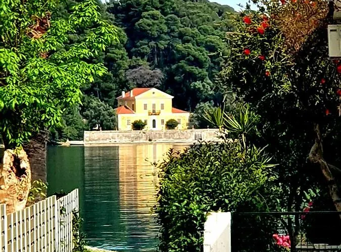 Daglas House Semesterbostad *