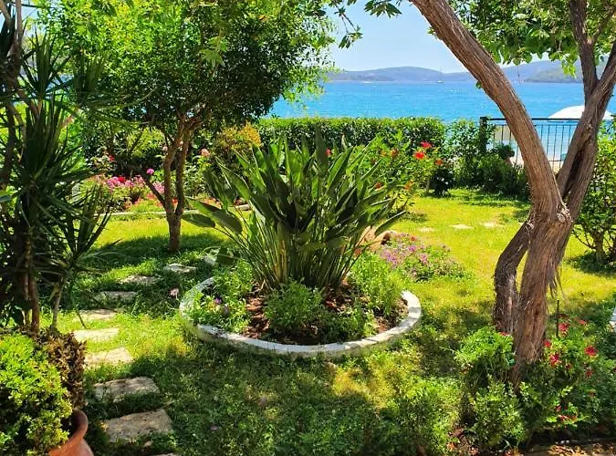 Semesterbostad Daglas House